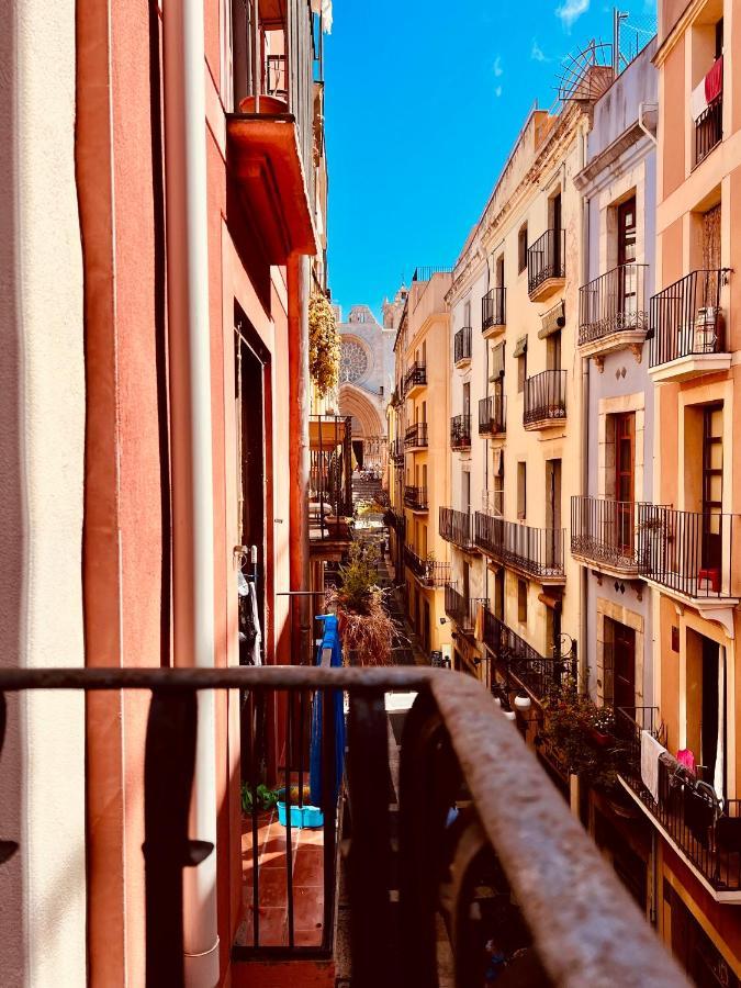 Encantador Apartamento Con Vistas A La Catedral! Tarragona Exterior foto